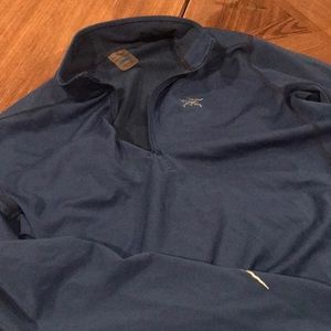 Long sleeve quarter-zip